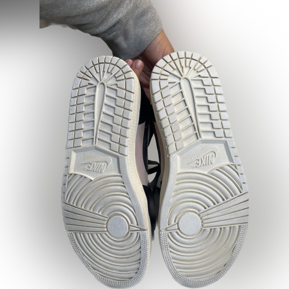 Nike Air Jordan 1 Mid Canyon Rust | Womens Sz US 10 | BQ6472-202 Unique Color - Picture 3 of 11